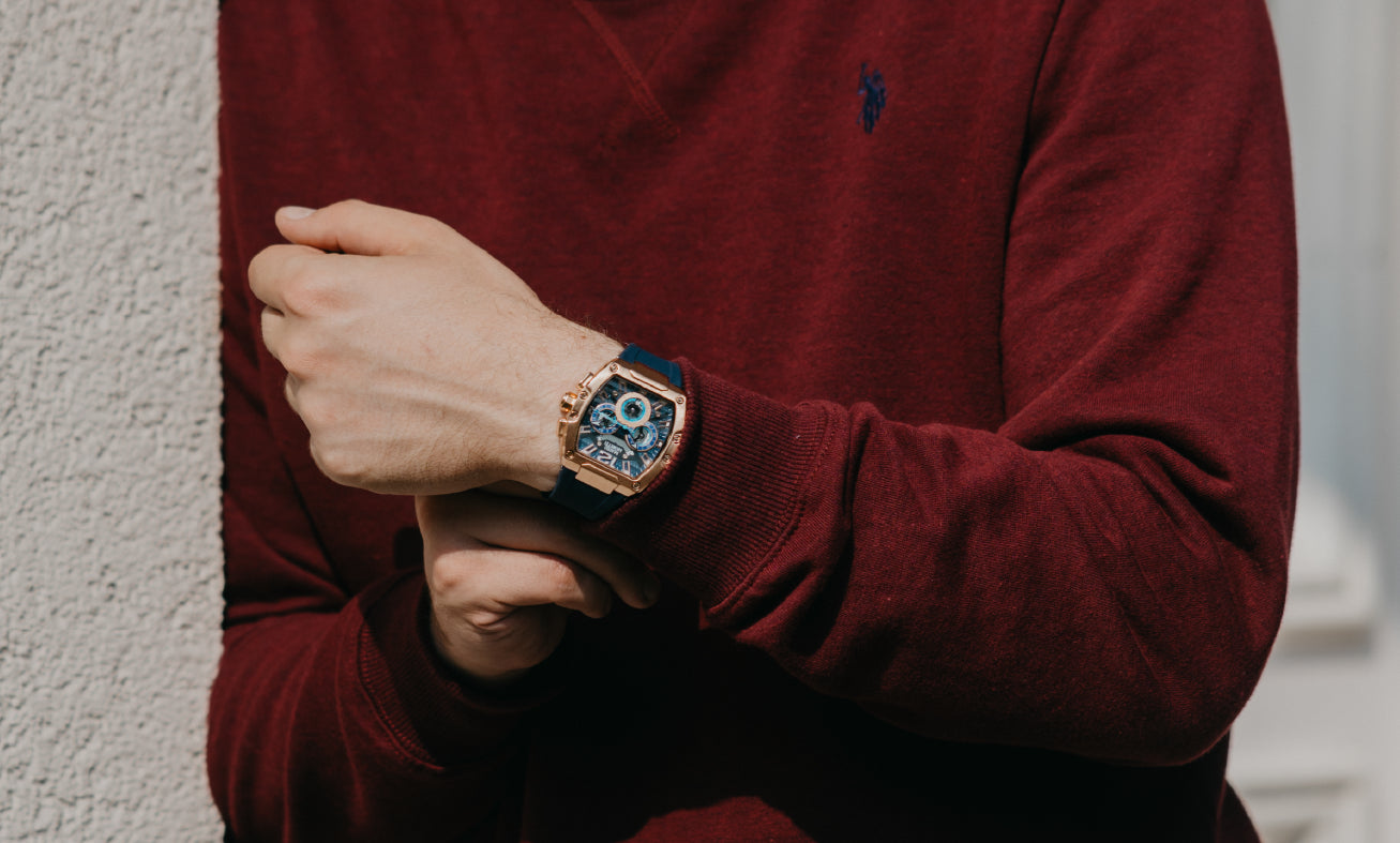 Mateo Moretti Anapo Oro Rosa men’s rose gold chronograph watch with blue dial – casual lifestyle phot