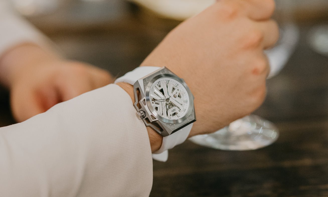 Mateo Moretti Chienti luxury watch with white strap – elegant men’s skeleton timepiece