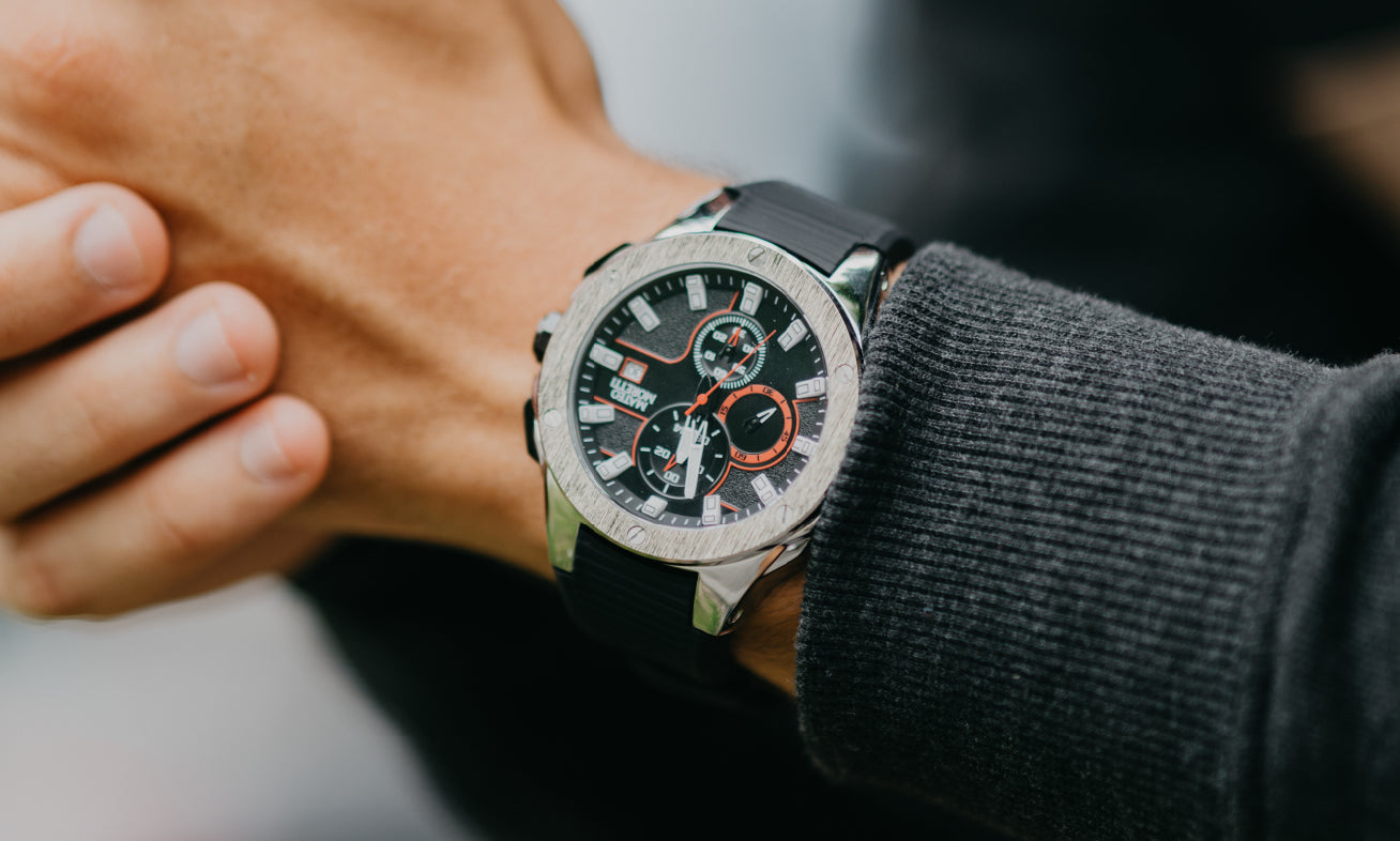 Mateo Moretti Sillaro Argento men’s chronograph watch with black strap – lifestyle photo at table