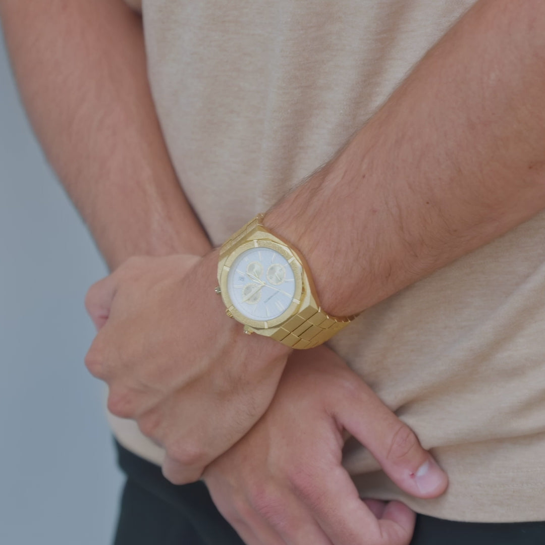 Mateo Moretti Basento Oro luxury men’s watch video showcase featuring gold bracelet, white chronograph dial, close-up product details, lifestyle wrist shots, and cinematic presentation